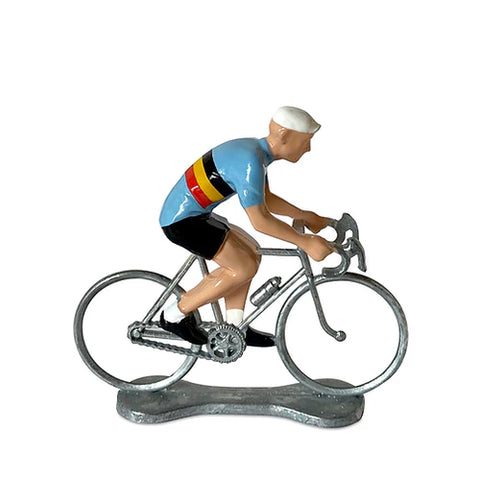 Bernard & Eddy Cyclist Position 1