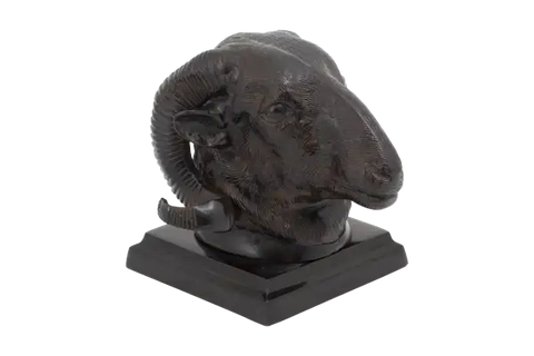Aries Romjin Statue