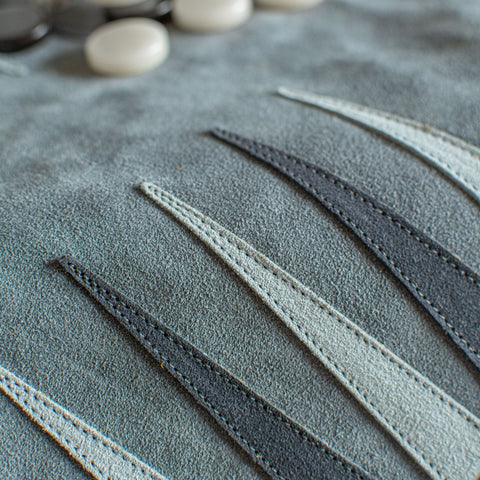 Manopoulos - Handcrafted Grey Suede Roll-Up Backgammon Set
