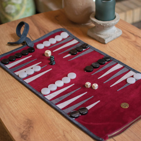 Manopoulos - Handcrafted Burgundy Red Suede Roll-Up Backgammon Set
