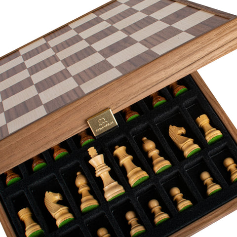 Manopoulos - Walnut Chess Set - 35x35cm with Staunton Chessmen (7.6cm King)