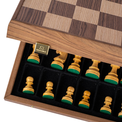 Manopoulos - Walnut Chess Set - 43x43cm with Staunton Chessmen (8.5cm King)