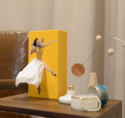Tissue Up Girl - Daisy